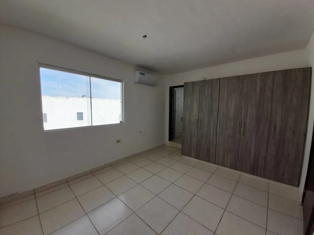 ALQUILO HERMOSO DUPLEX EN LUQUE TERCER BARRIO COD 2749 — фото 3