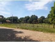 VENDO TERRENO EN LUQUE, BARRIO LA AMISTAD COD 5876