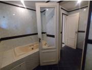 ALQUILO TRIPLEX EN COLINAS DEL GOLF, LAMBARE COD 6108