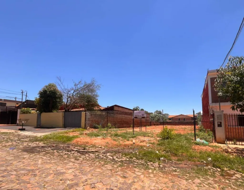 EN VENTA TERRENO LAMBARE BARRIO VALLE APUA — foto 3