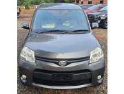 VENDO TOYOTA NEW SIENTA AÑO 2011,2012 RECIEN IMPORTADO MOTOR 1.5 NAFTERO