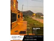 INCREÍBLE Y FASCINANTE CASA EN PARAGUARÍ, CENTRO, TERRENO DE 11 x 45M SOBRE ASFALTADO