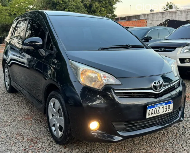 Toyota New Ractis 2011 — foto 2