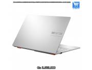 Notebook ASUS Vivobook GO E1504FA-AS54 AMD Ryzen 5 7520U Tela Full HD 15.6" / 8GB de RAM /