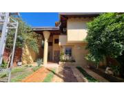 ALQUILO AMPLIA CASA 6 DORMITORIOS EN SAJONIA