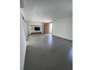 VENDO DUPLEX EN FERNANDO DE LA MORA, ZONA NORTE COD 6134