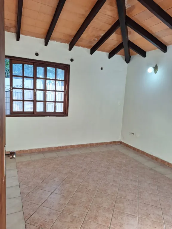 Alquilo casa en Mburucuya COD:6159 — Foto 3