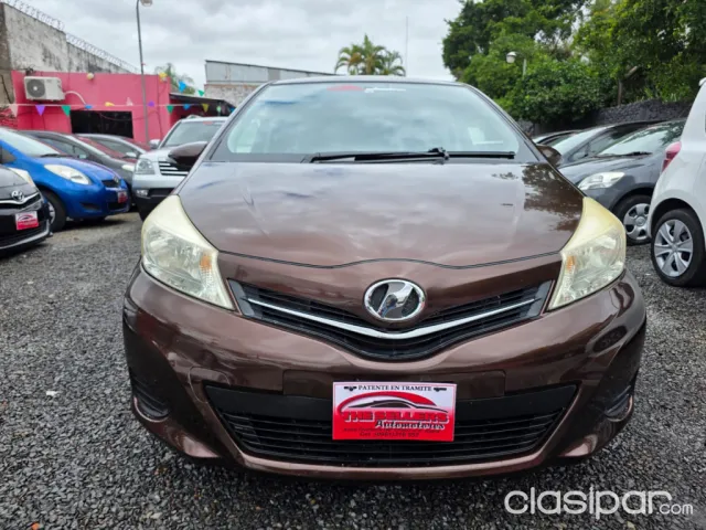 Toyota Vitz 2012 — foto 4