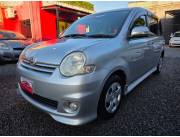 IMPECABLE TOYOTA SIENTA REC. IMPORT. NEGRO AÑO 2006/07 MOTOR VVTI 1.5. CC AUTOMATICO