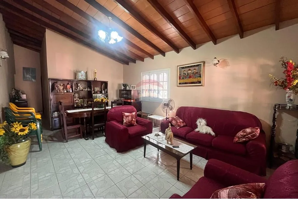 VENDO CASA A UNA CUADRA DE EUSEBIO AYALA — foto 3