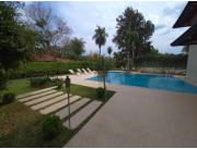 EN VENTA AMPLIA RESIDENCIA FAMILIAR EN EL CENTRO DE SANBER BARRIO 5 - SAN BERNARDINO