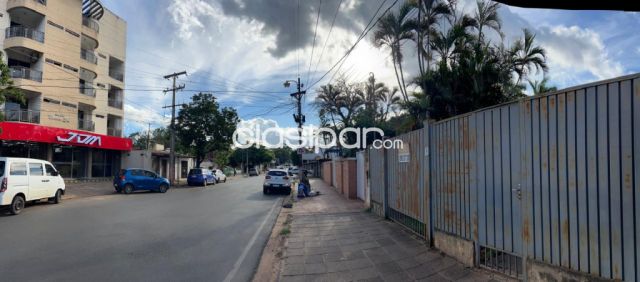 Casas - 𝐎𝐏𝐎𝐑𝐓𝐔𝐍𝐈𝐃𝐀𝐃 P/ INVERSIONISTAS PROPIEDAD EN EL CENTRO DE SAN LORENZO‼️