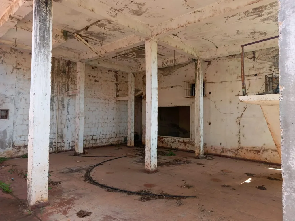 Casa a refaccionar con gran potencial - B° LUCERITO - SAN LORENZO — foto 3