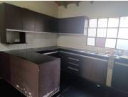 Vendo casa quinta con piscina en Aregua