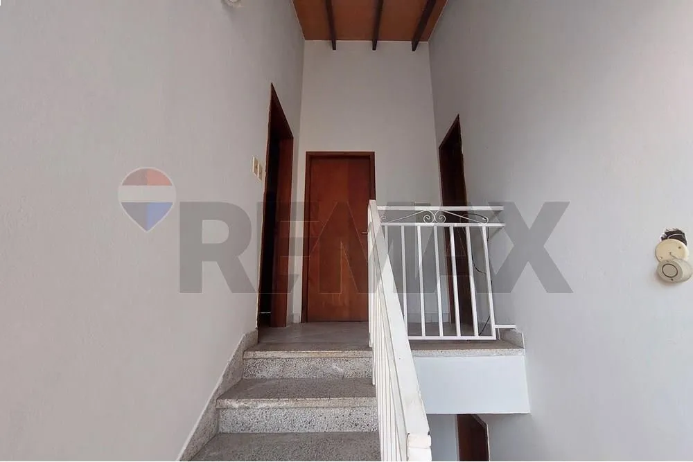 EN ALQUILER - DUPLEX EN CONDOMINIO - BO. STA MARIA — foto 2