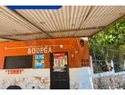 VENDO TERRENO 710 m2ESQUINA SAJONIA ZONA PALACIO DE JUSTICIA A 300 MTRS FACULTAD FILOSOFIA