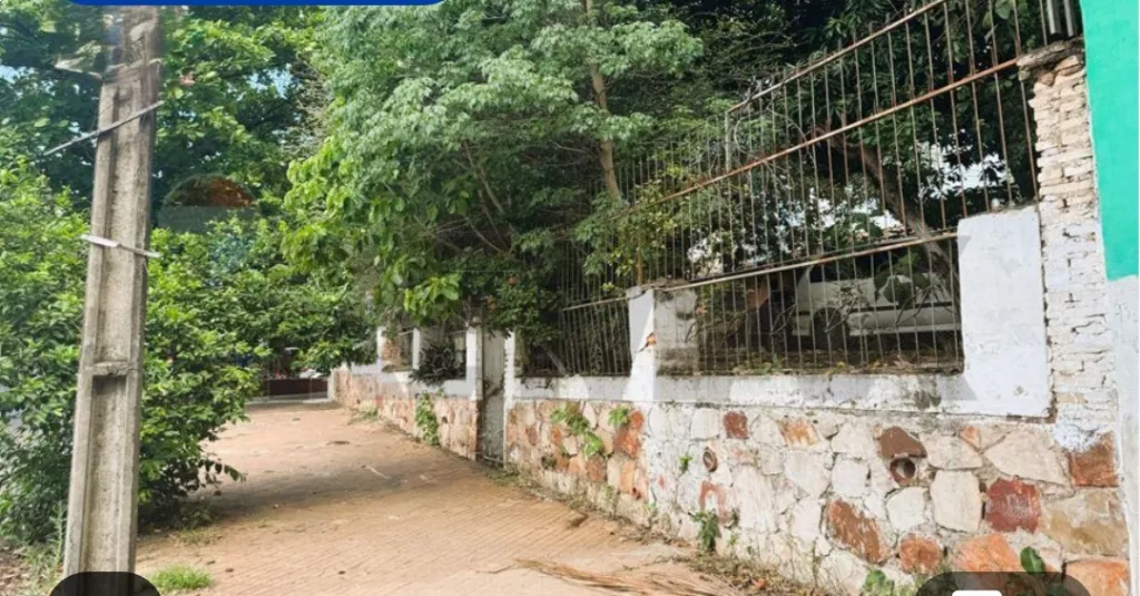 VENDO TERRENO 710 m2ESQUINA SAJONIA ZONA PALACIO DE JUSTICIA A 300 MTRS FACULTAD FILOSOFIA — foto 3