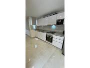 ALQUILO CASA PAREADA EN JARDIN DE ORO, LUQUE COD 6129