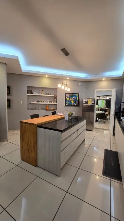 Propiedad en Venta: Residencia de Alta Calidad con Amplios Ambientes COD 6173 — foto 2