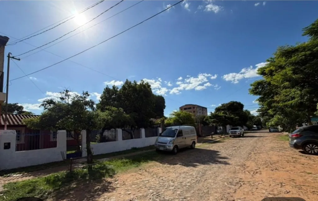 VENDO TERRENO CCHALET A REFACCIONAR O DEMOLER FDO.NORTE-VILLA OFELIA A 200 MTRS MCAL.LOPE — foto 2