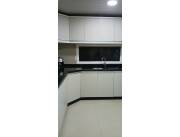 VENDO HERMOSA CASA AMOBLADA EN BARRIO CIUDAD NUEVA CIUDAD DE ESTE.