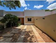 MODERNO CHALET A ESTRENAR EN CAPIATA. RUTA 1 KM 23