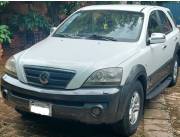KIA SORENTO AÑO 2004