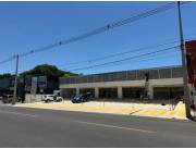 ALQUILO SALÓN COMERCIAL LUQUE COD: 6204