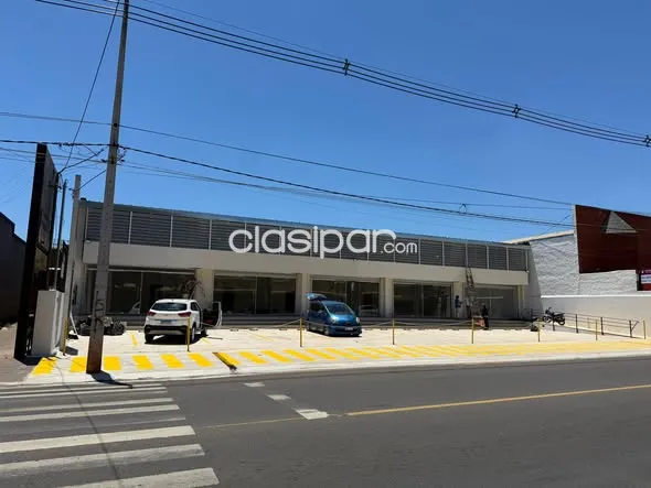 ALQUILO SALON COMERCIAL EN LUQUE, BARRIO LAURELTY COD 6204 — фото 2