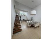 CASA EN VENTA CON TERRENO DE 660 m2 - BARRIO MBURUCUYA 📍Zona Primer Presidente