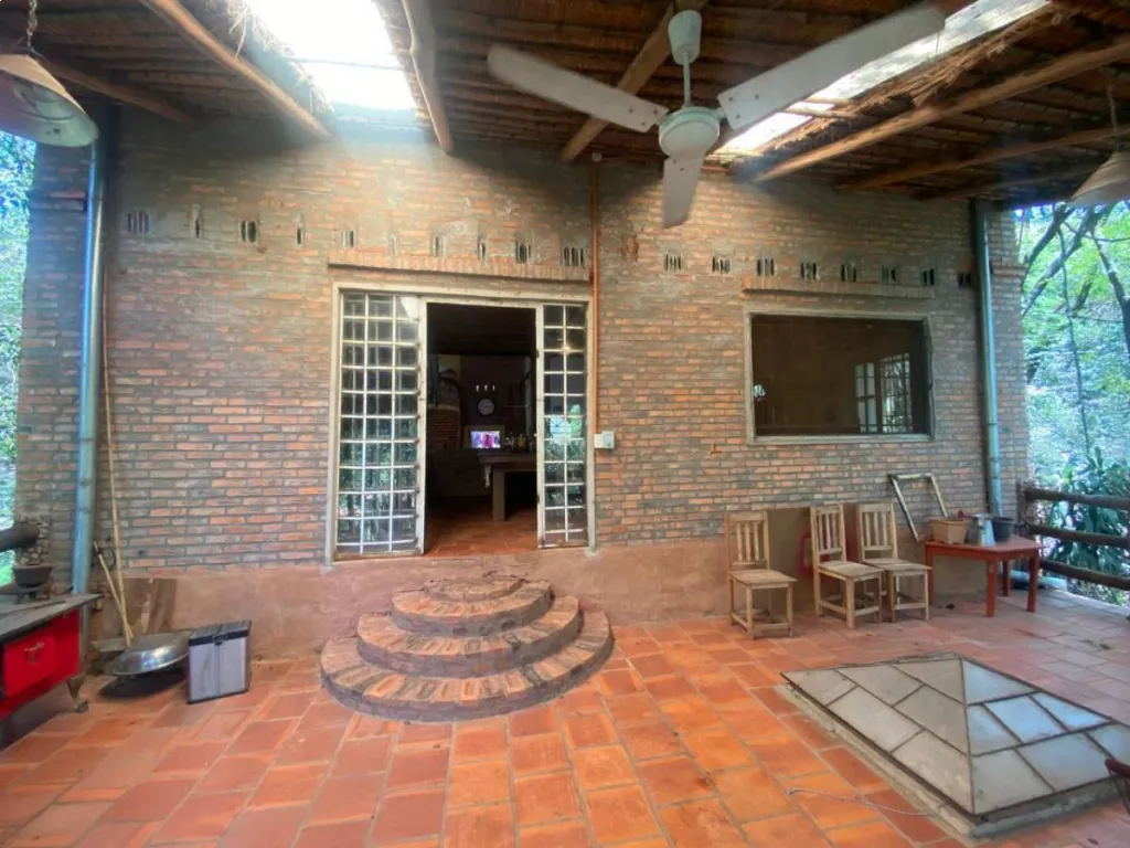 VENDO CASA EN AREGUA ZONA CERRO KOI — foto 2