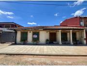 CASA A PRECIO DE TERRENO EN SAN VICENTE 13532