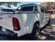 VENDO TOYOTA HILUX 2008 TURBO DIESEL 3.0 MECÁNICO TITULO A TRANSFERIR