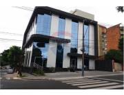 Amplia Oficina Corporativa en Asunción-Av. Perú