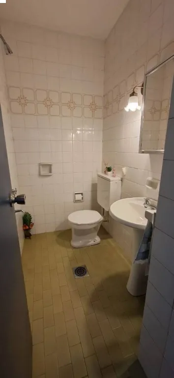 Amplio Departamento en Barrio Dr Francia en Venta — foto 2
