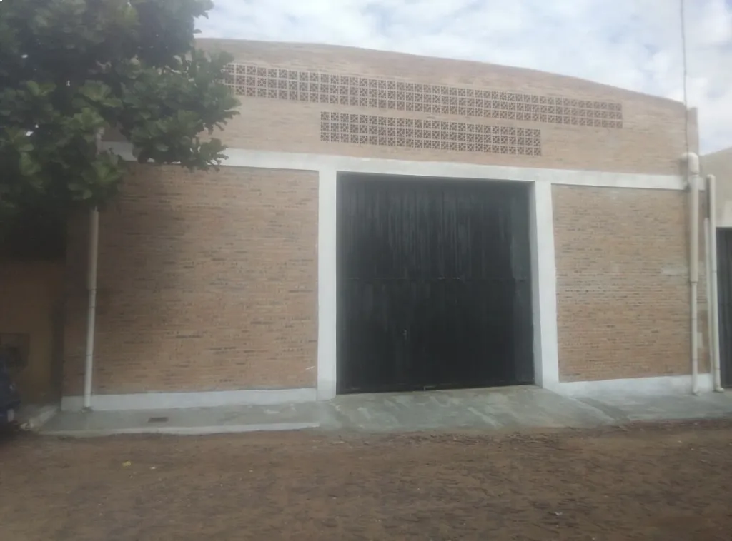 Alquilo Depósito a estrenar — photo 2