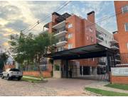 Alquilo amplio y luminoso depto. En Loma Pyta