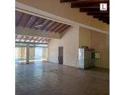 En venta quincho con piscina barrio vista alegre