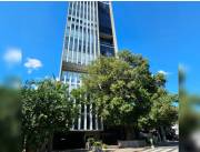 INVERTÍ SEGURO! GRAN OFICINA EN ELEGANTE EDIFICIO