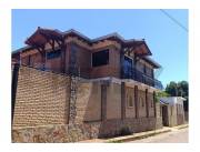 VENDO CASA ESPACIOSA EN VILLA ELISA