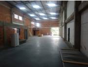 ALQUILO DEPOSITO DE 600 M2 EN LUQUE COD 5518