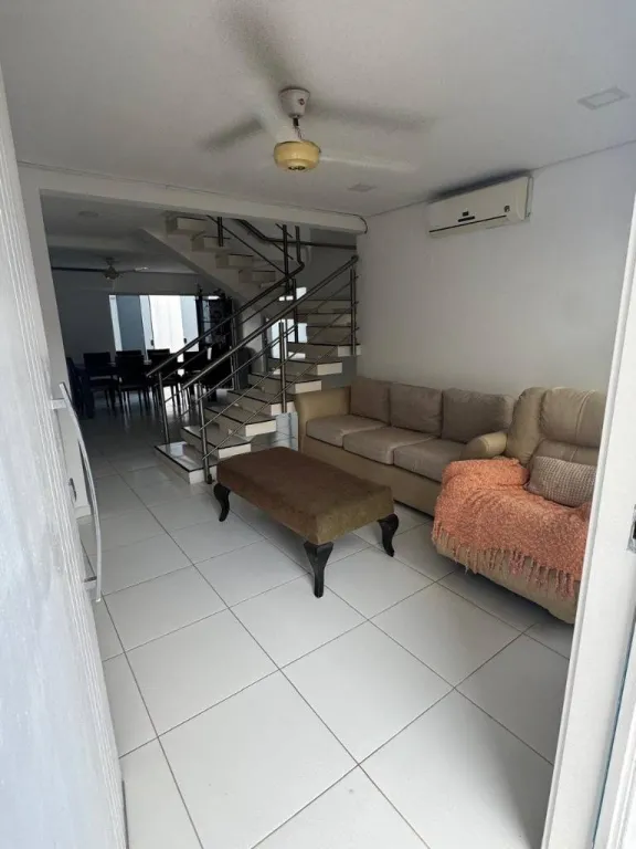 ALQUILO CASA AMOBLADA 4 DORMITORIOS EN CONDOMINIO LAMBARE — фото 2