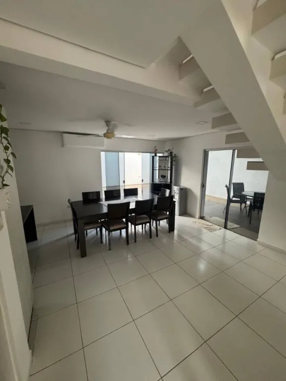 ALQUILO CASA AMOBLADA 4 DORMITORIOS EN CONDOMINIO LAMBARE — фото 3