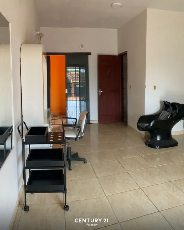 ALQUILO SALON COMERCIAL EN SAN LORENZO BARRIO RINCON COD 6222 — photo 2