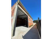 ALQUILO DEPOSITO A ESTRENAR EN FERNANDO DE LA MORA NORTE COD 6055