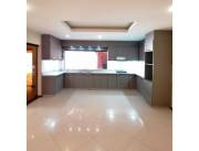 VENDO Lujosa Residencia Lambaré o Cambio por Casa CDE