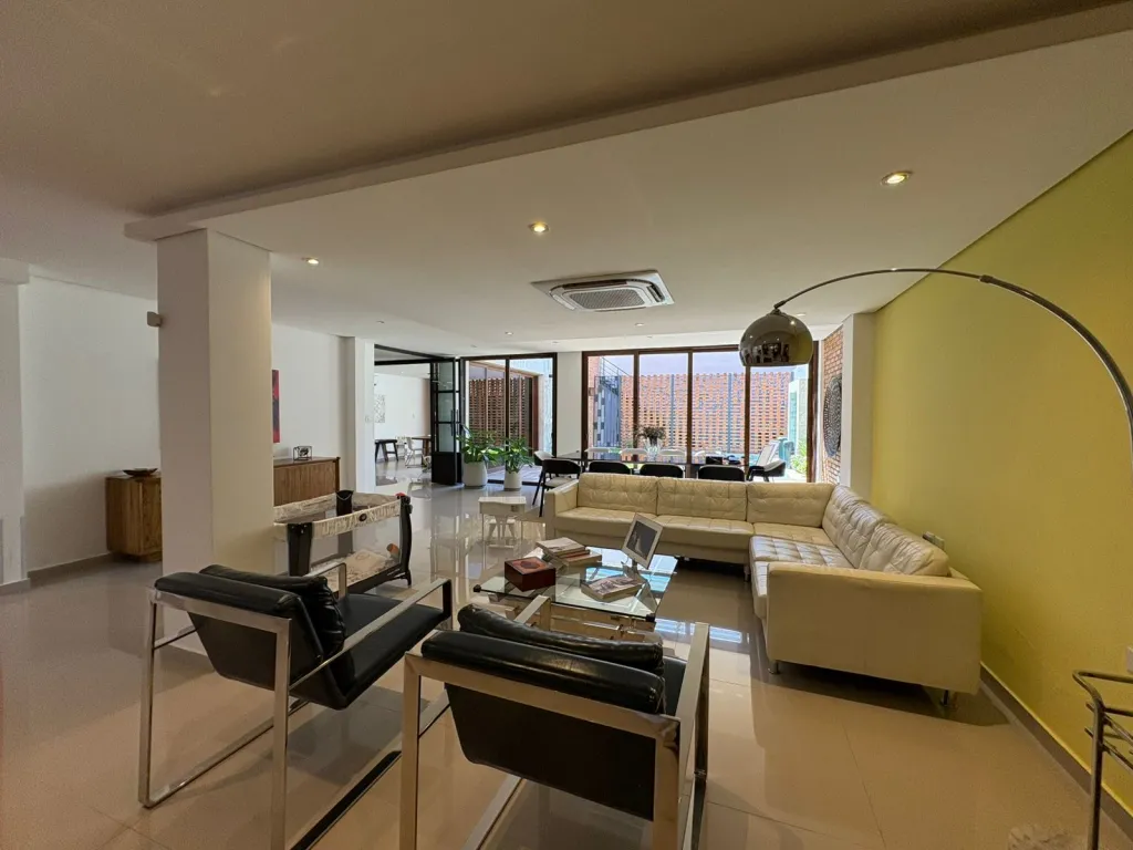 Vendo casa de 4 suites en Mburucuya Asuncion — foto 3