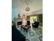 Amplia Y Funcional Residencia En Venta - En El Tradicional Barrio Las Mercedes