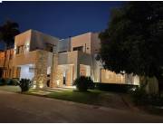 VENDO CASA EN LA TRINIDAD 1