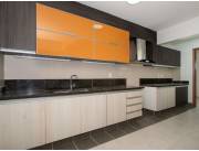 Vendo Dúplex De Tres Dormitorios En Mburucuyá